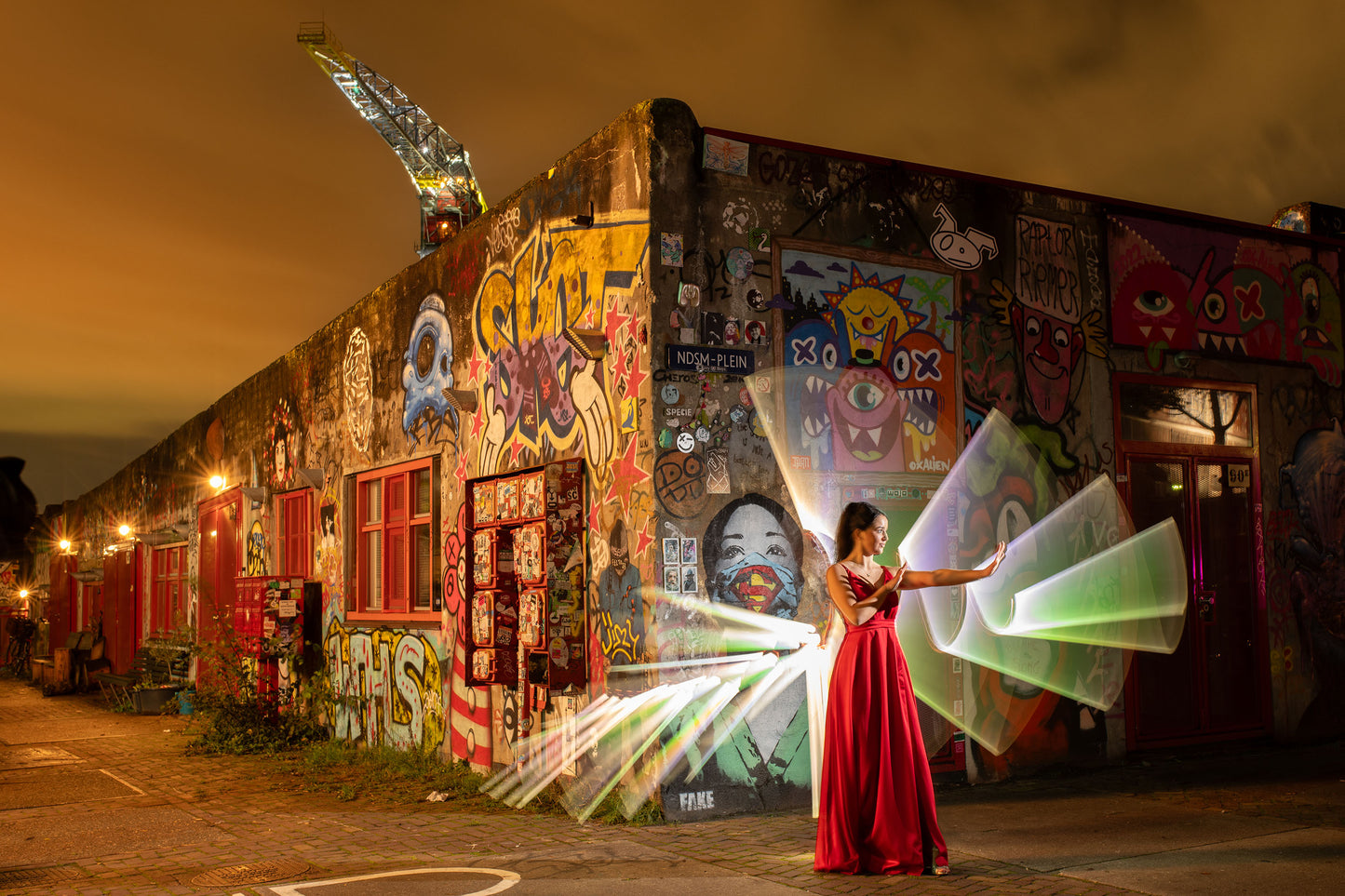 Light Painting workshop urban op NDSM werf met model fotografie