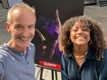 Quinty Misiedjan met kleurpoeder foto in het Perfecte Plaatje