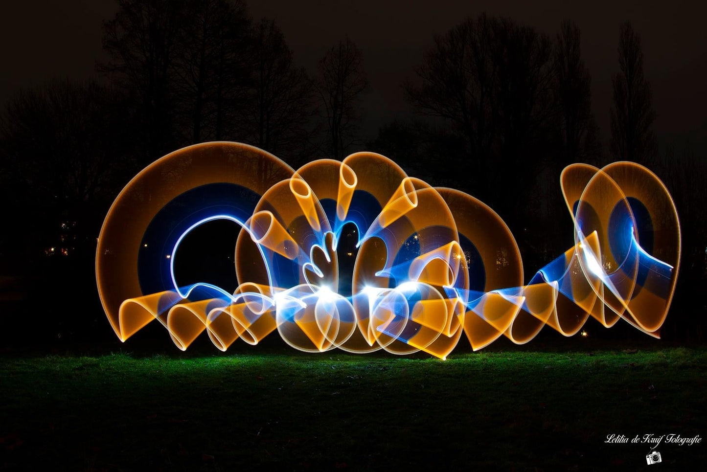 Geweldige light tube painting met Fire en Ice. 