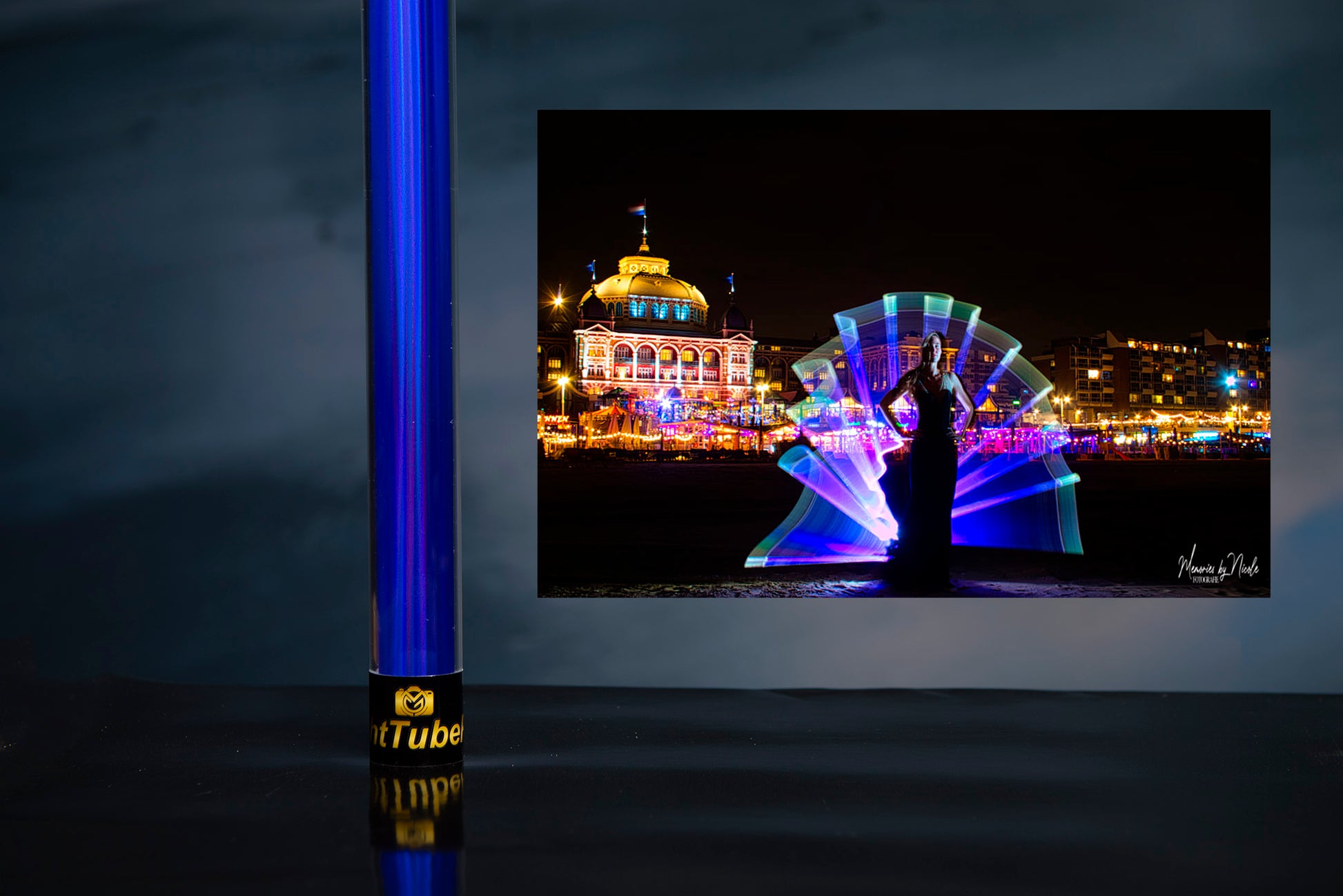 Royal blue for your classy light tube painting photography